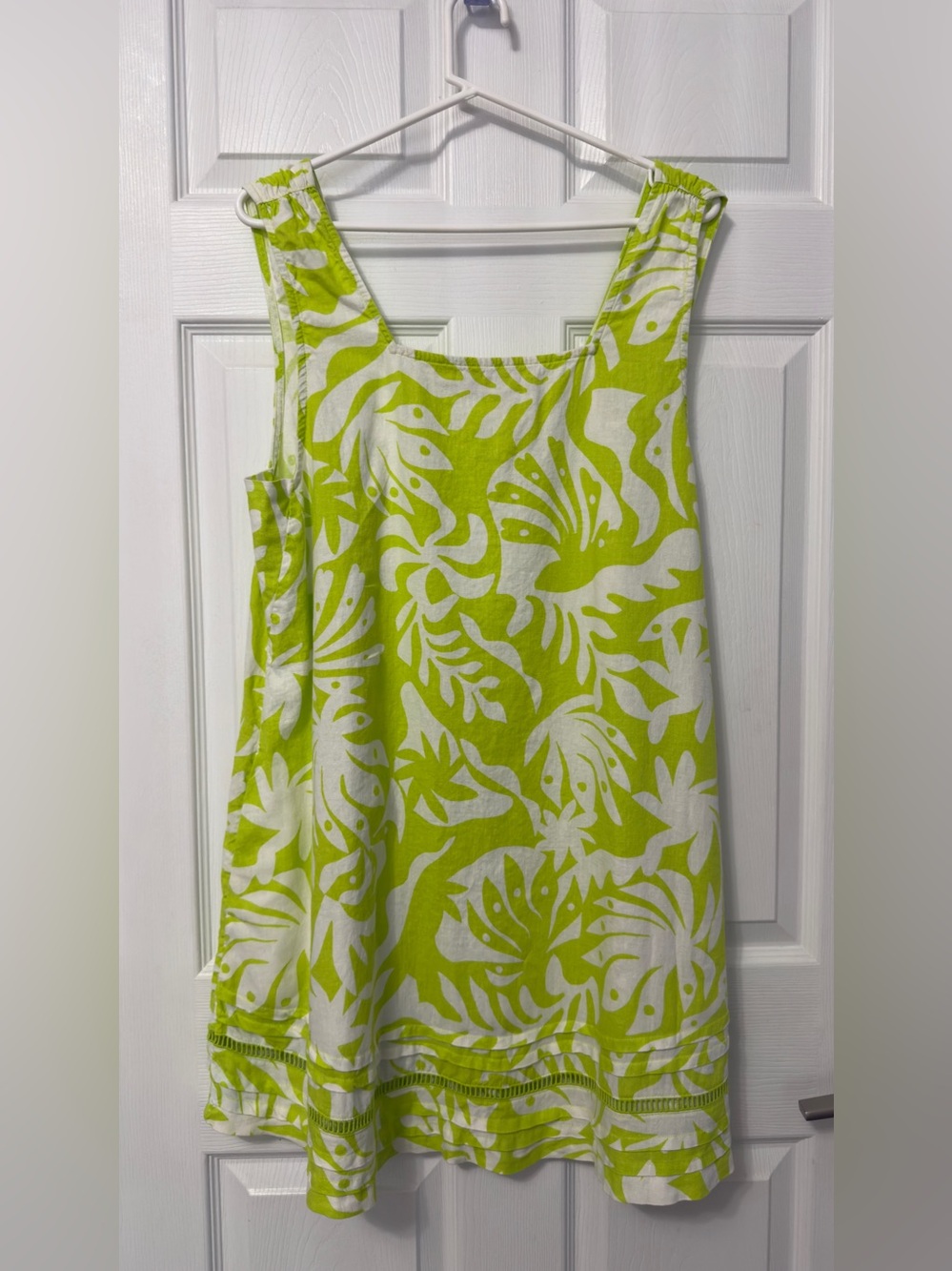 Lime Green & White Tropical Print Women's dress